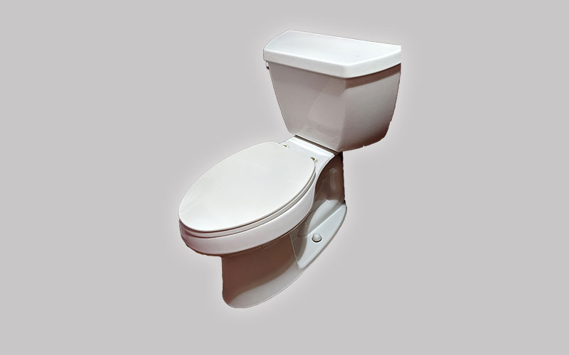 Kohler Wellworth elongated toilet